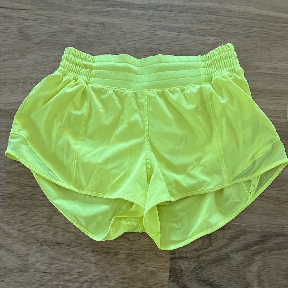 Lululemon Hotty Hot Neon Yellow Women's Shorts size 6